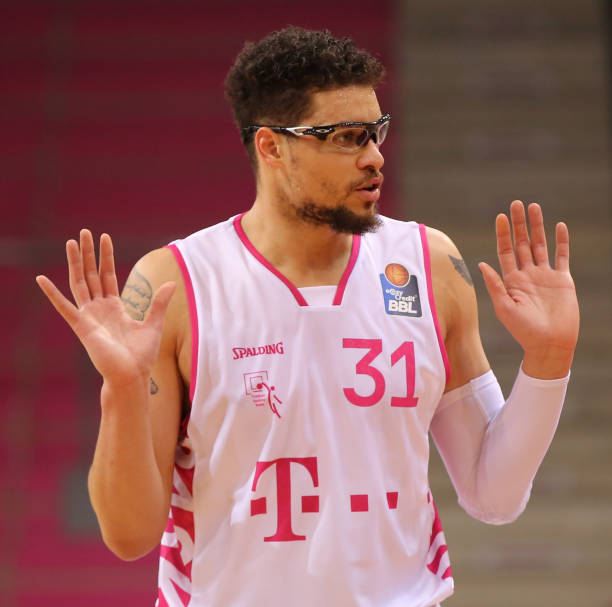 篮和关键上 篮和关键上