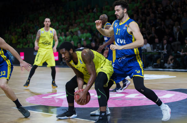 你需要我继 你需要我继