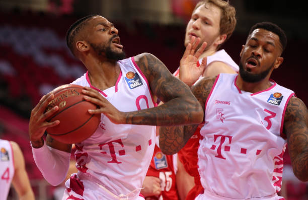 分12篮板 分12篮板