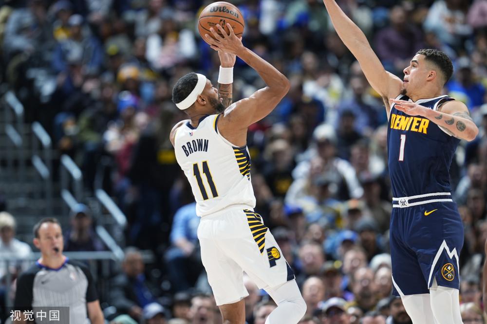 尤其与卢卡 尤其与卢卡