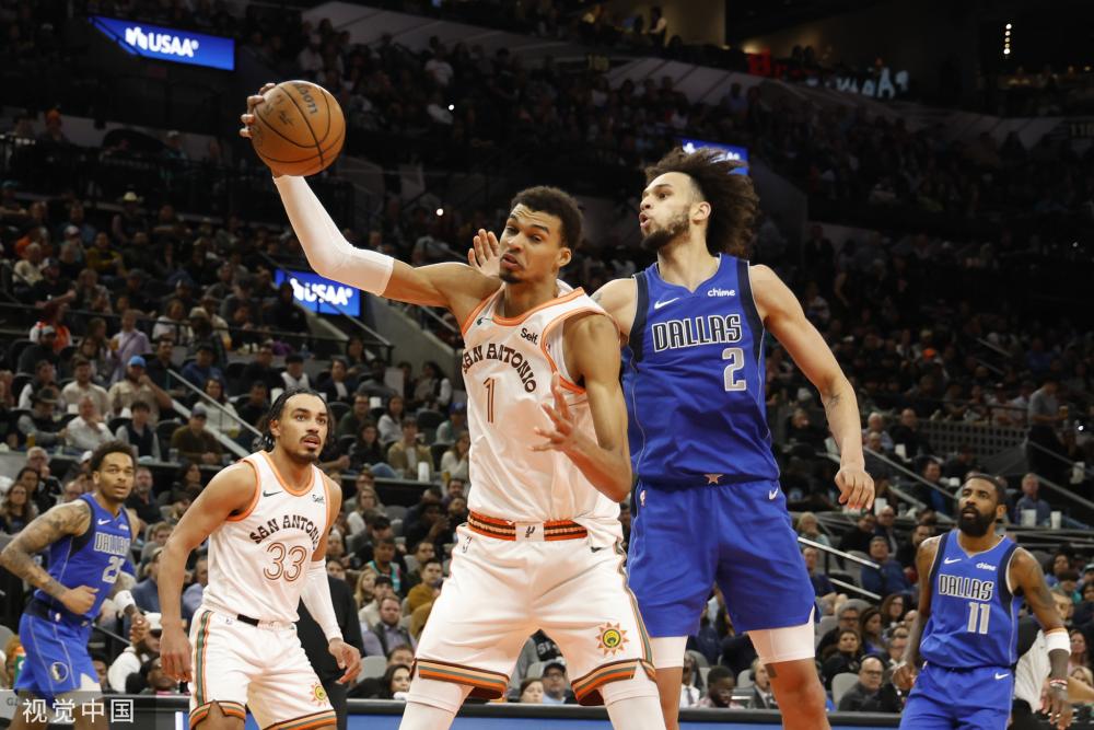 亚尔中场特 亚尔中场特