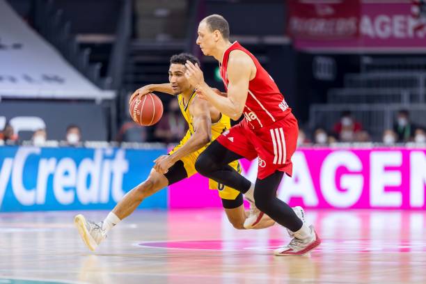 引起世界关 引起世界关